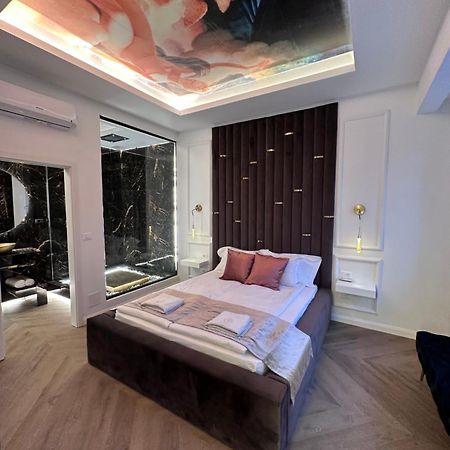 Jacuzzi Royal Suite Budapest Exterior foto