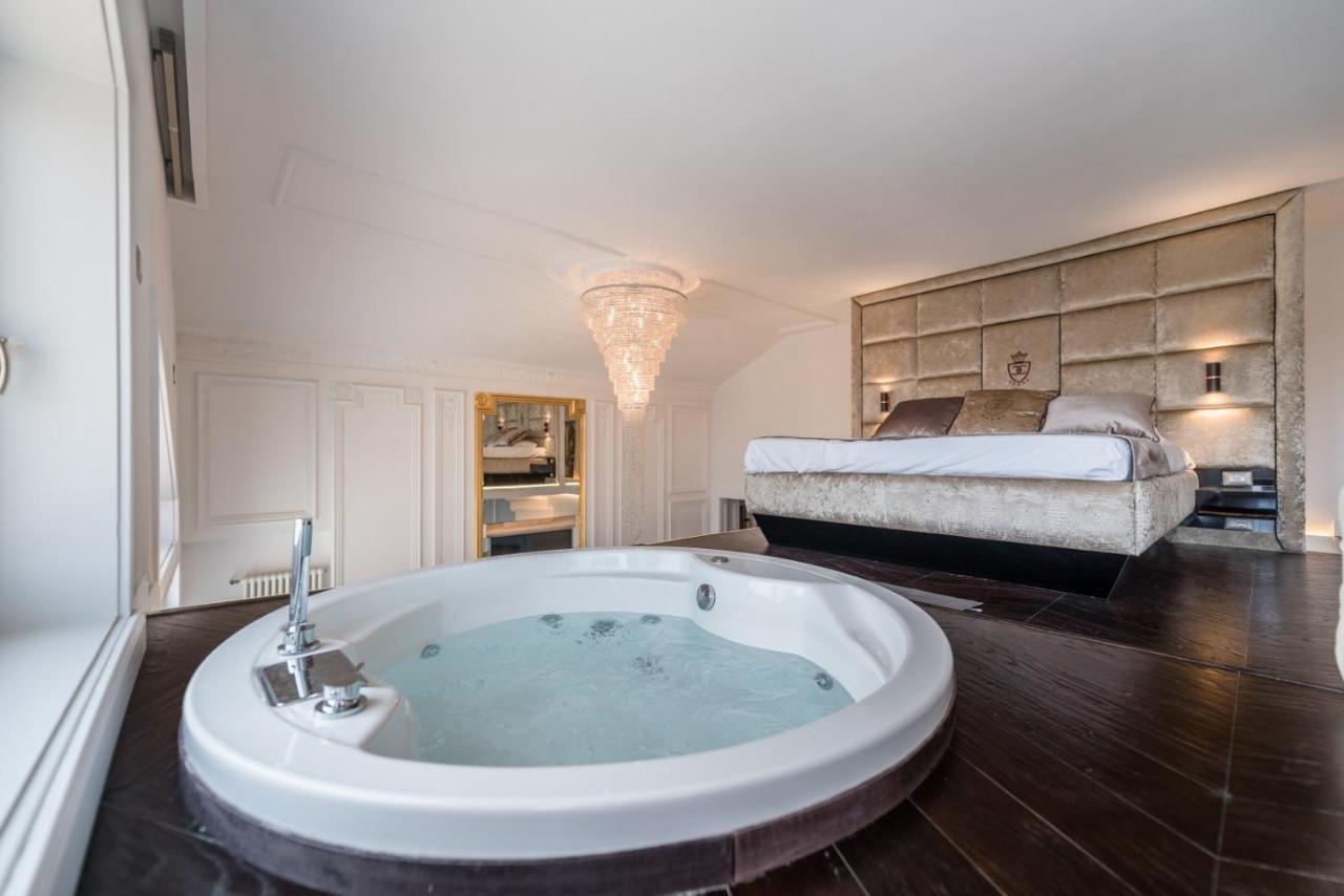 Jacuzzi Royal Suite Budapest Exterior foto